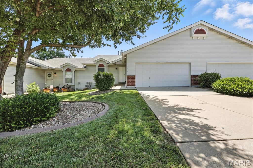 1516 Lienemann Drive Unit: 26