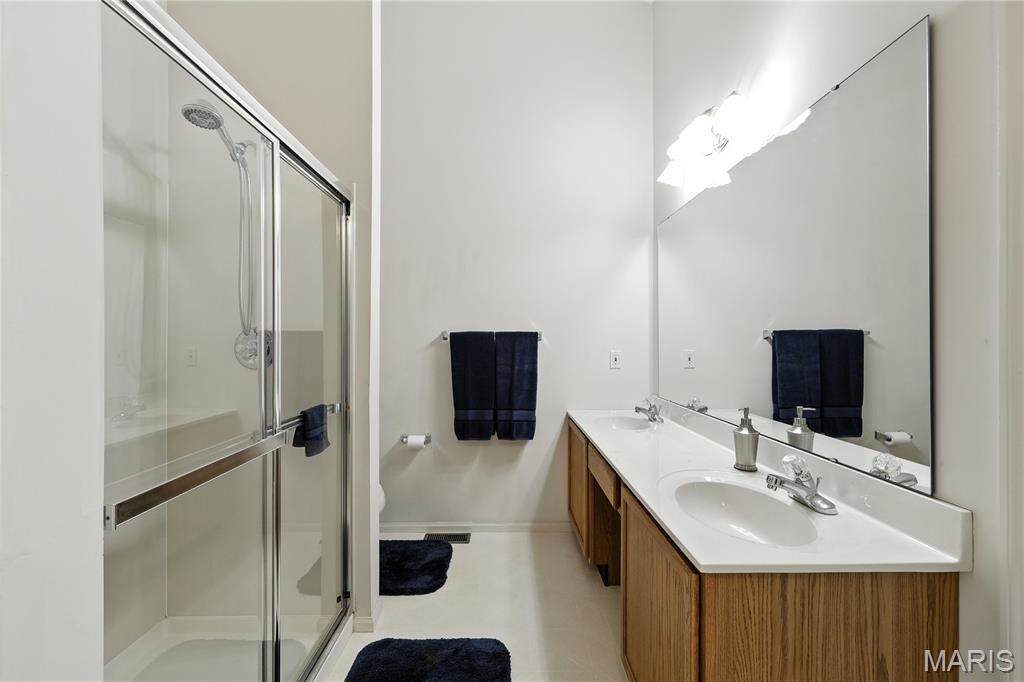 1516 Lienemann Drive Unit: 26
