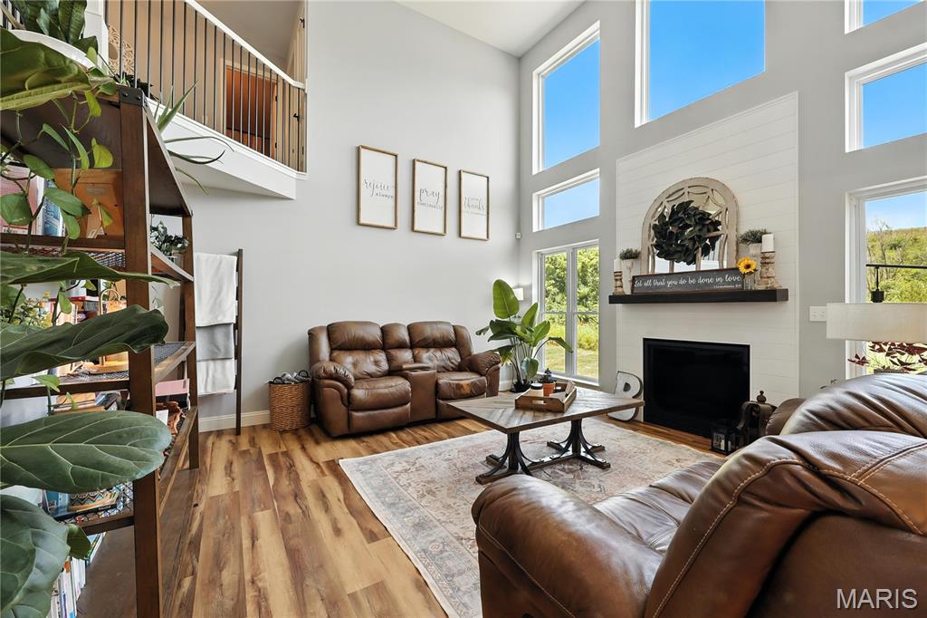 168 Bentley Court E