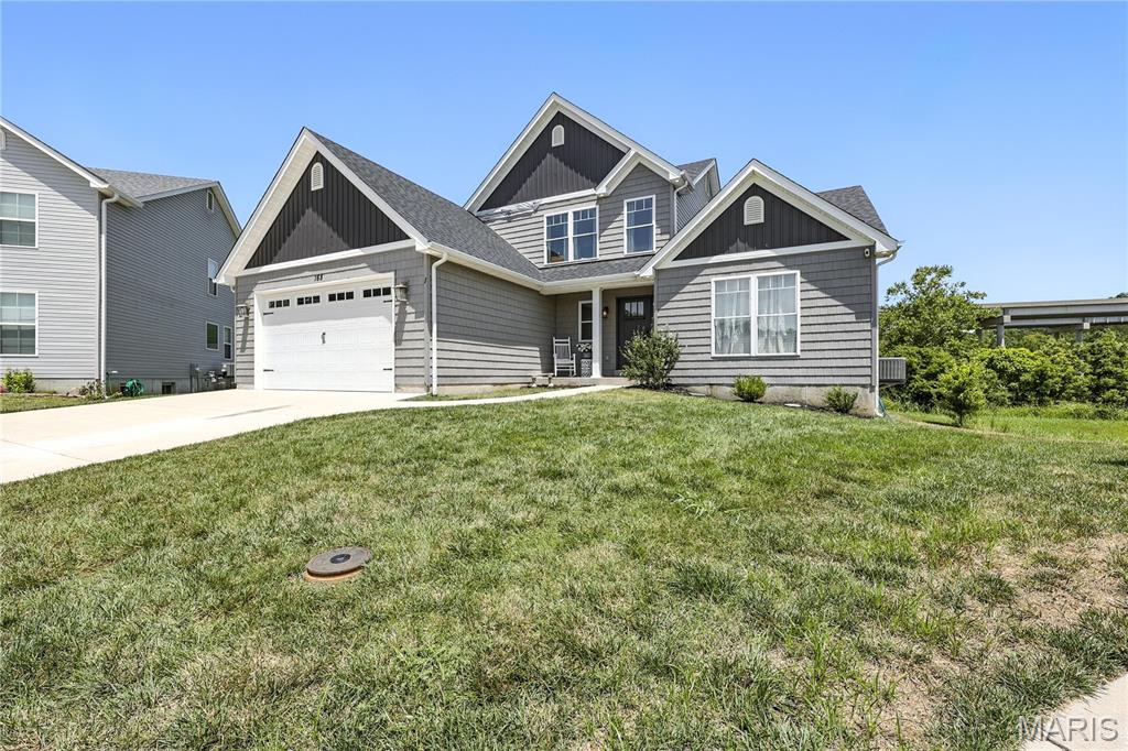 168 Bentley Court E