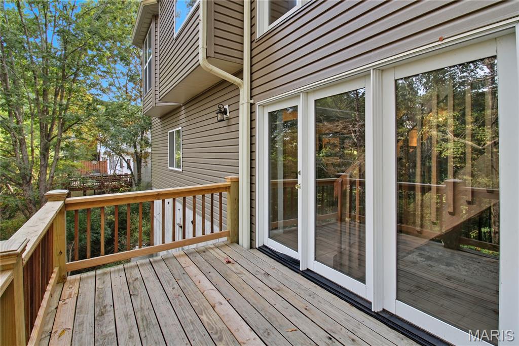 709 Heatherstone Drive