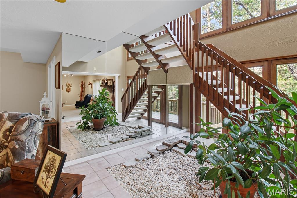 709 Heatherstone Drive