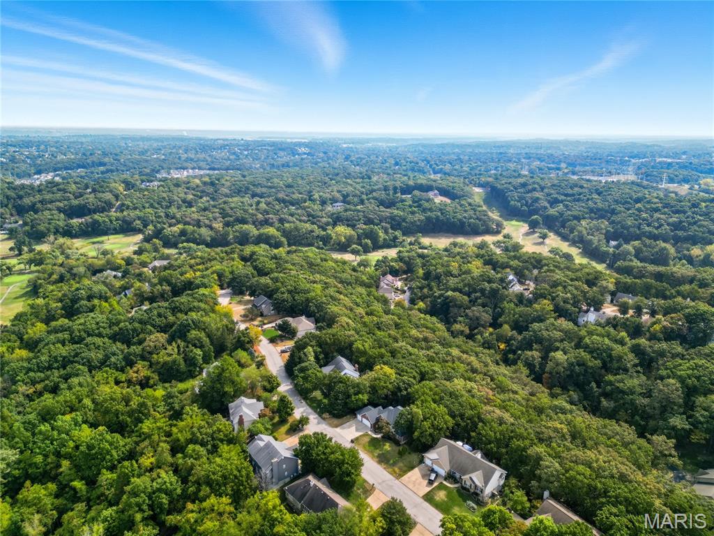 709 Heatherstone Drive