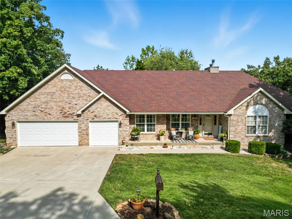 709 Heatherstone Drive