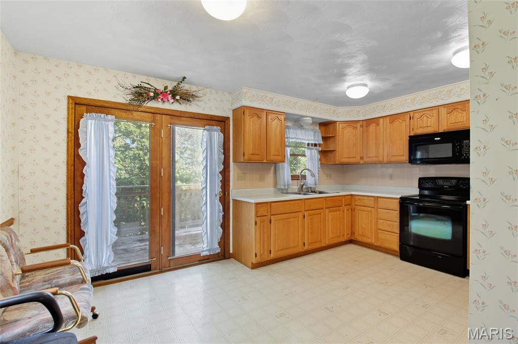 3897 Upper Moss Hollow Road