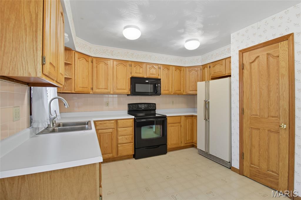 3897 Upper Moss Hollow Road