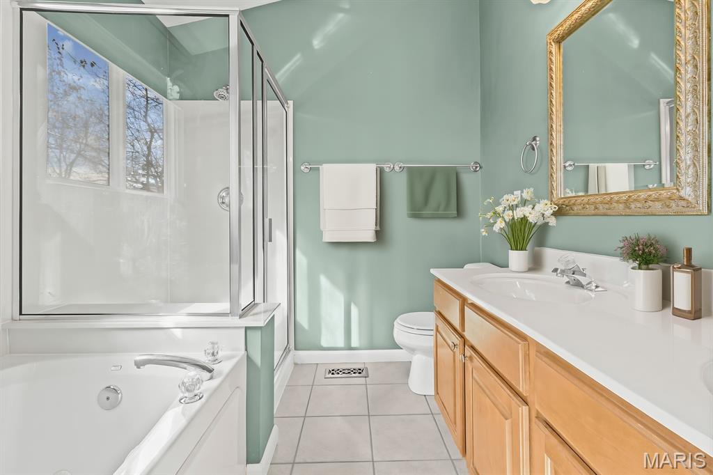 39 Parkway Villas Court Unit: 9A