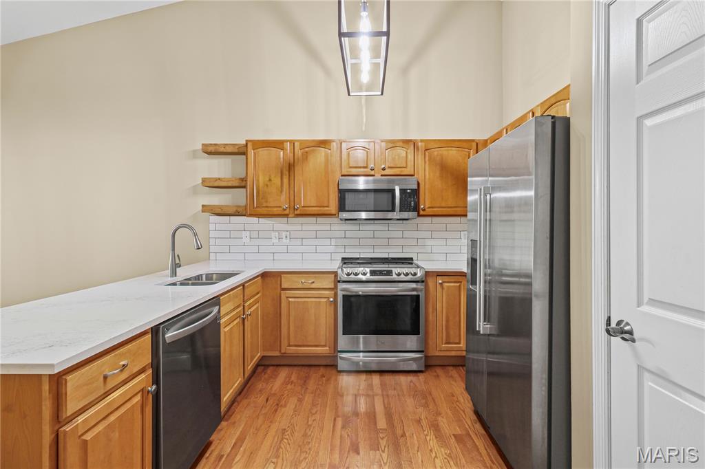 39 Parkway Villas Court Unit: 9A