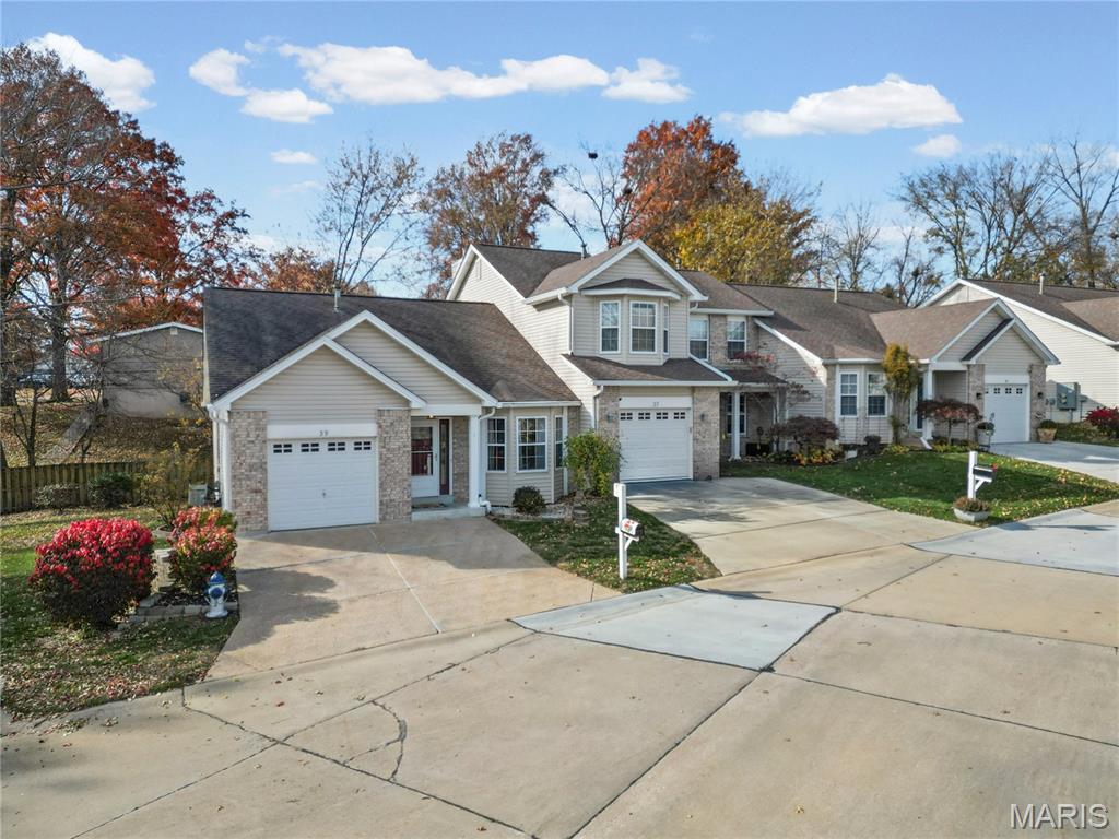 39 Parkway Villas Court Unit: 9A