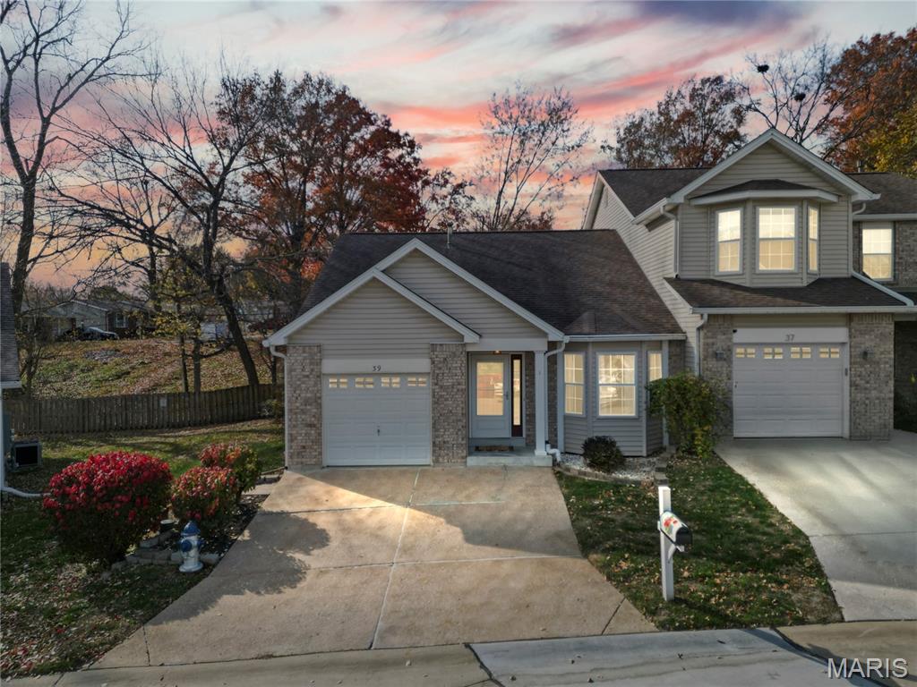 39 Parkway Villas Court Unit: 9A