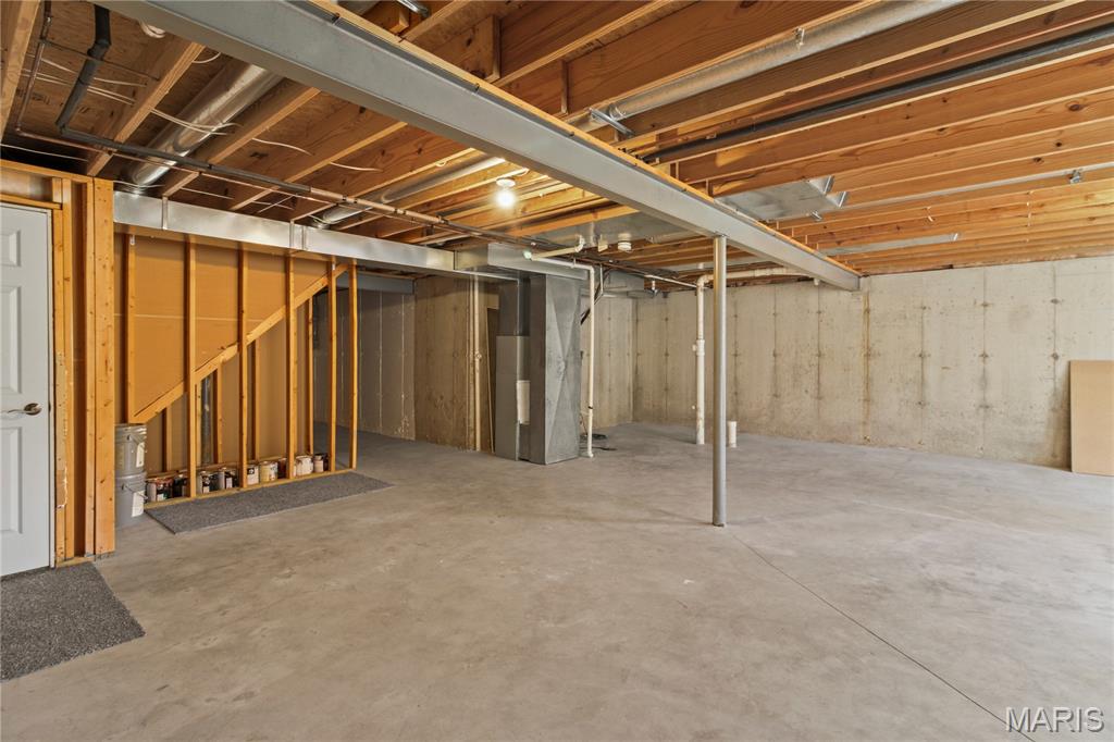 39 Parkway Villas Court Unit: 9A