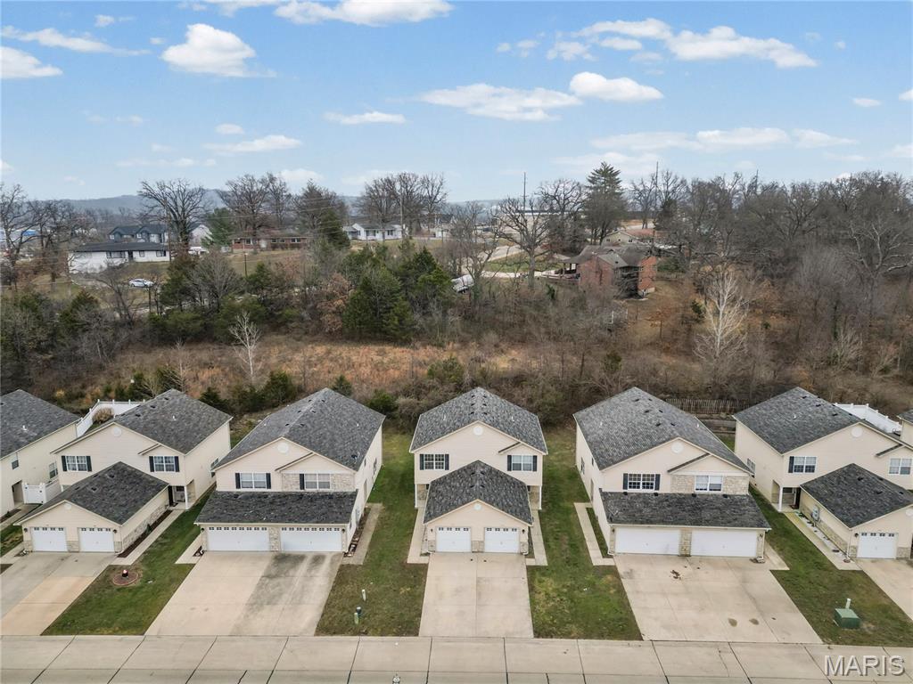 712 Woodside Creek Drive