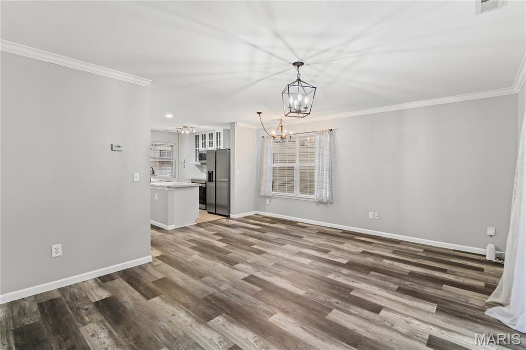 712 Woodside Creek Drive