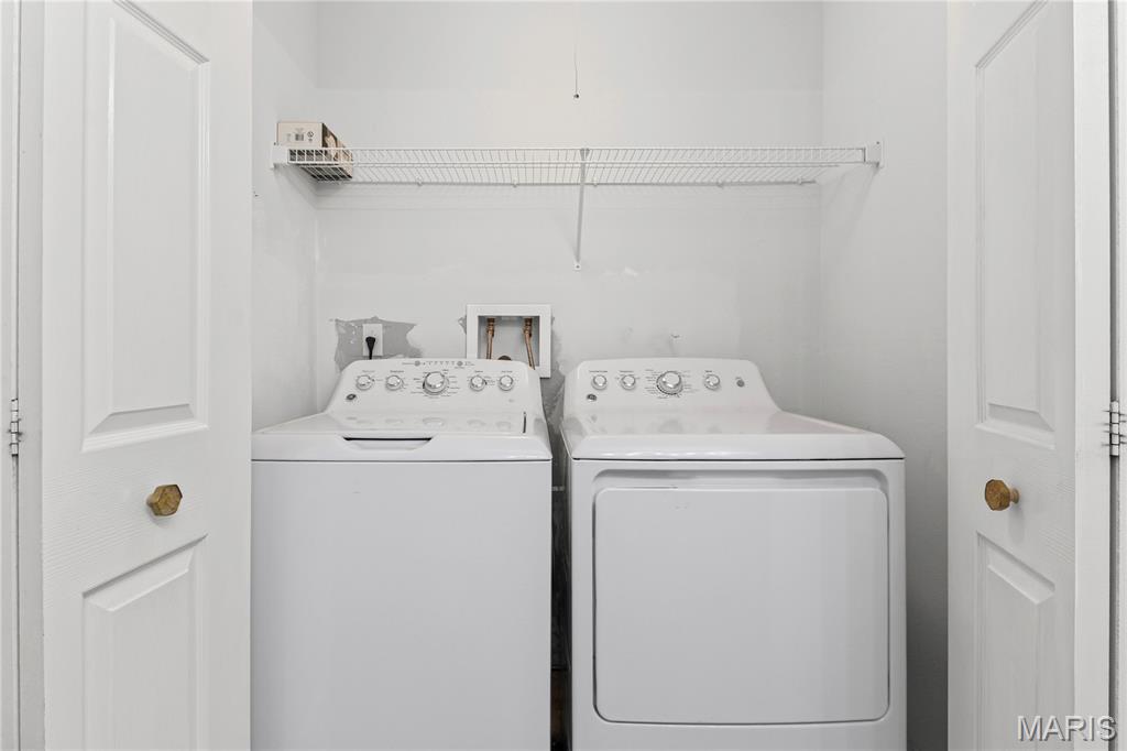 712 Woodside Creek Drive