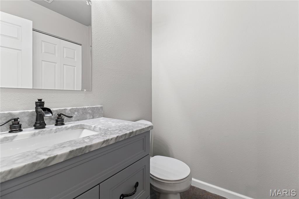 712 Woodside Creek Drive