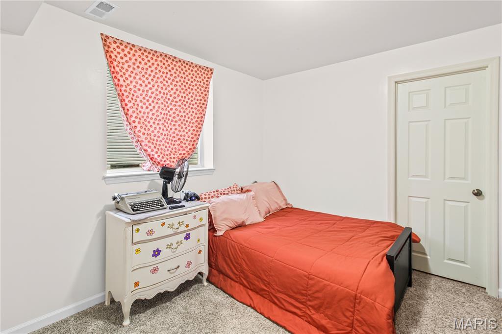 1810 Valley View Circle