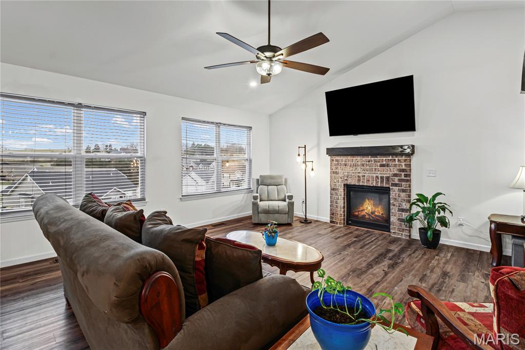 1810 Valley View Circle