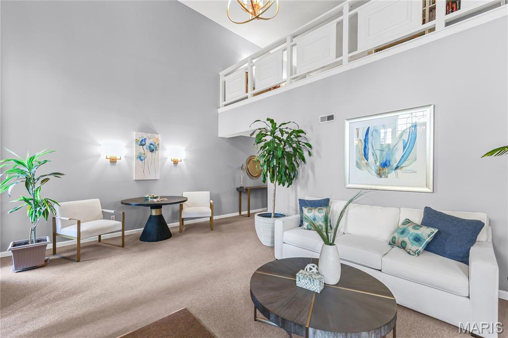 526 Sarah Lane Unit: 25