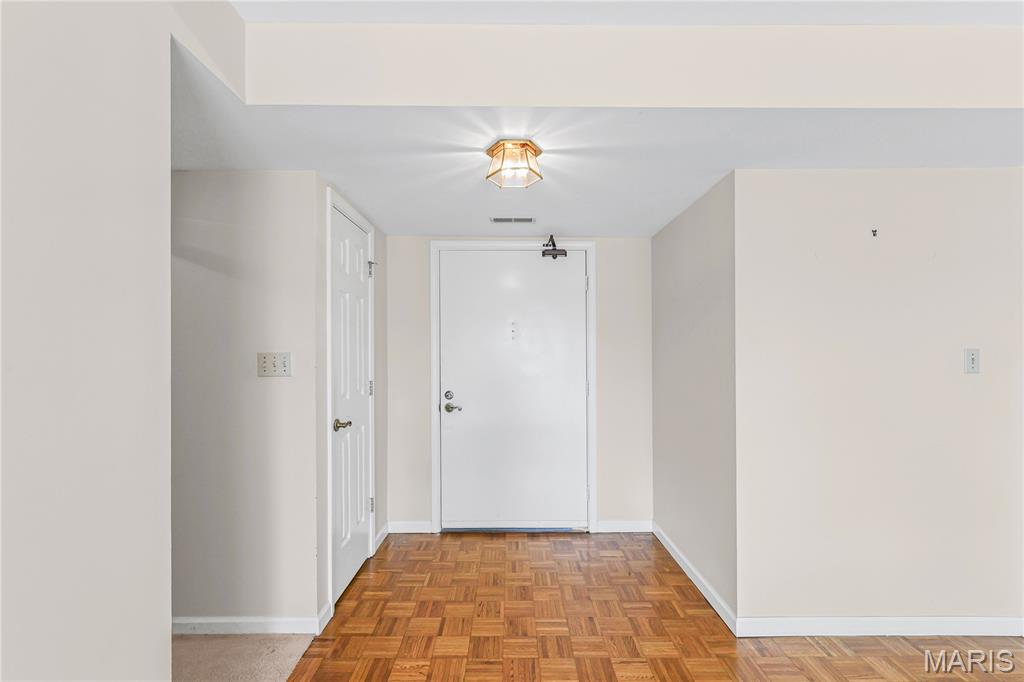 526 Sarah Lane Unit: 25