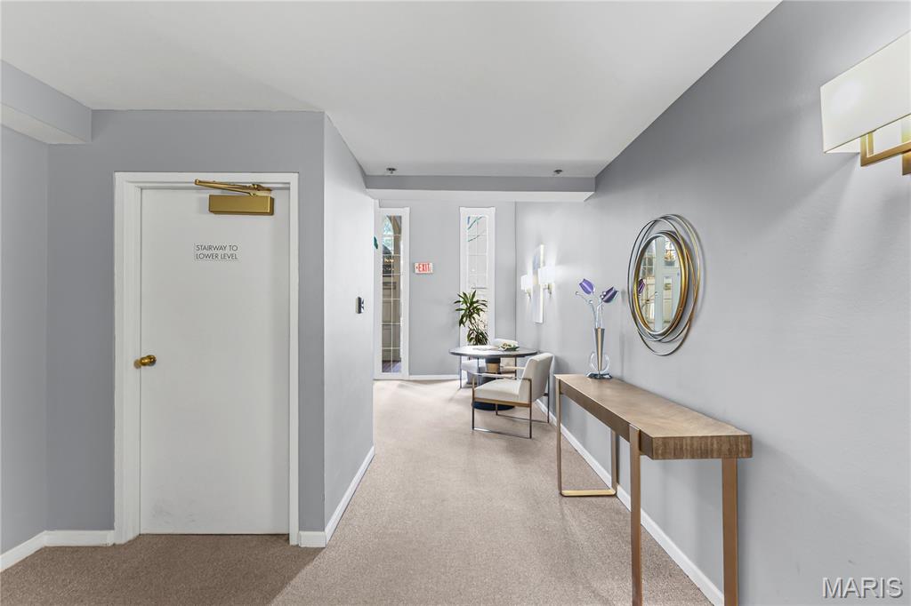 526 Sarah Lane Unit: 25