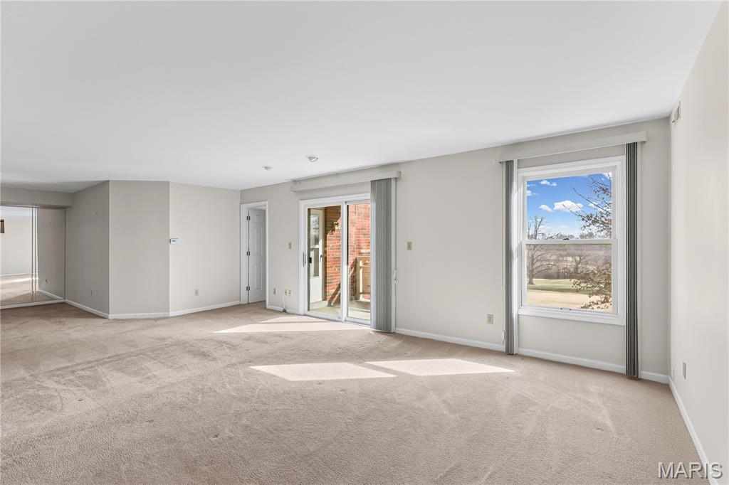 526 Sarah Lane Unit: 25