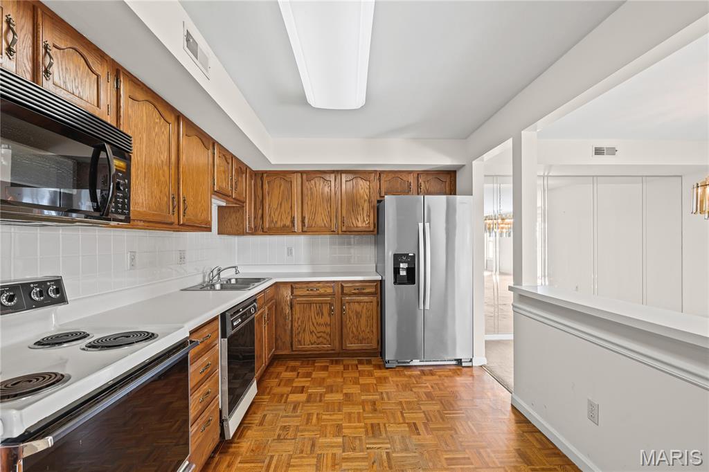 526 Sarah Lane Unit: 25