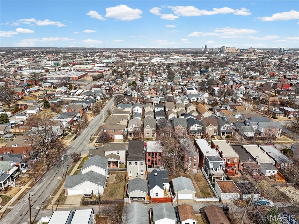 5632 S Magnolia Avenue