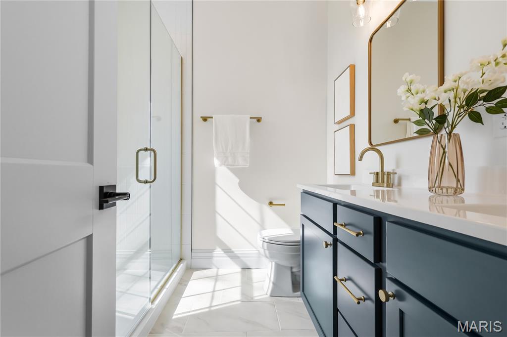 5632 S Magnolia Avenue