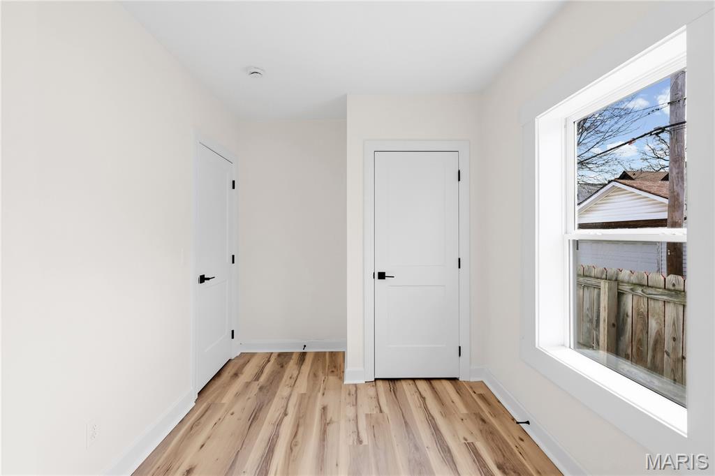 5632 S Magnolia Avenue