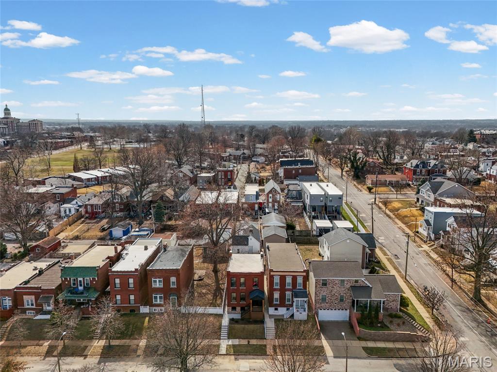 5632 S Magnolia Avenue