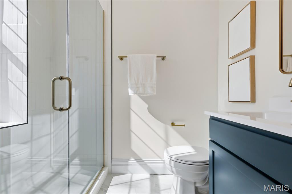 5632 S Magnolia Avenue