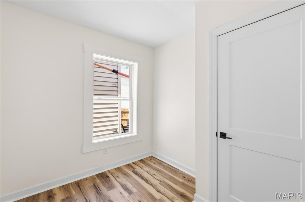 5632 S Magnolia Avenue