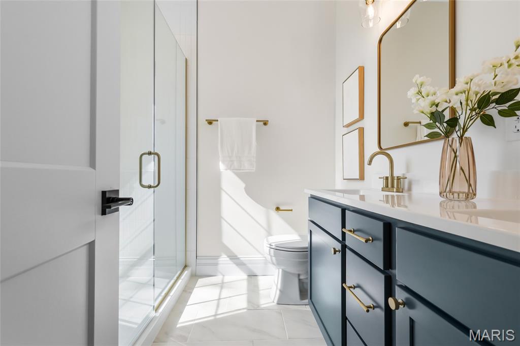 5632 S Magnolia Avenue