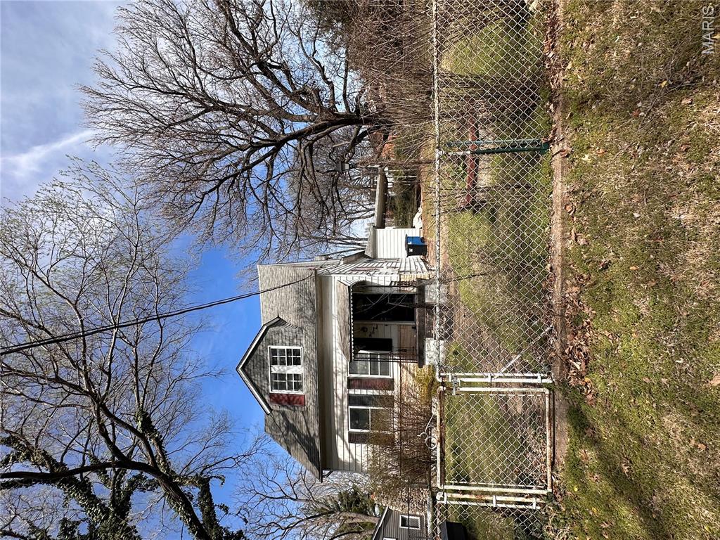 329 Goetz Avenue