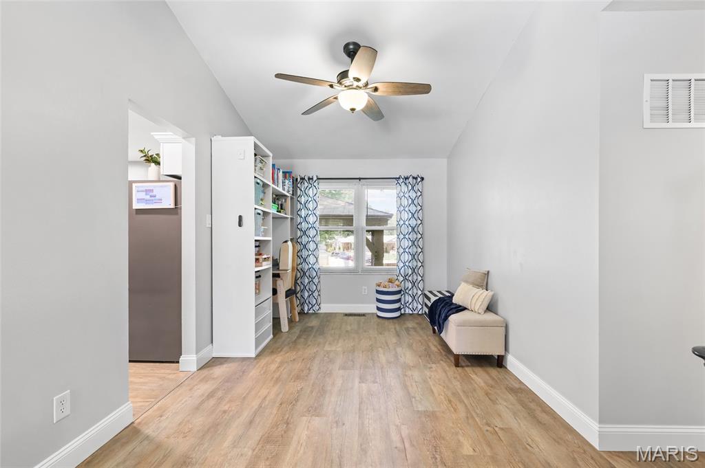 2854 Queen Bee Lane