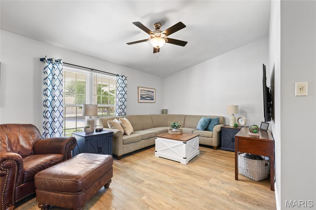 2854 Queen Bee Lane