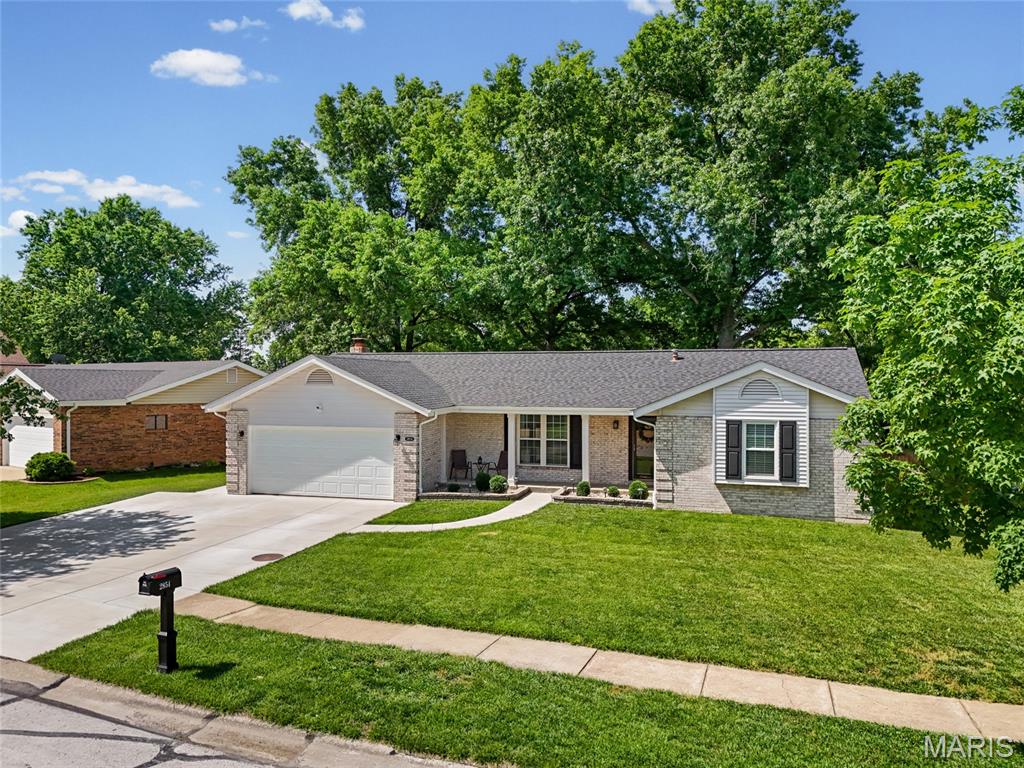 2854 Queen Bee Lane