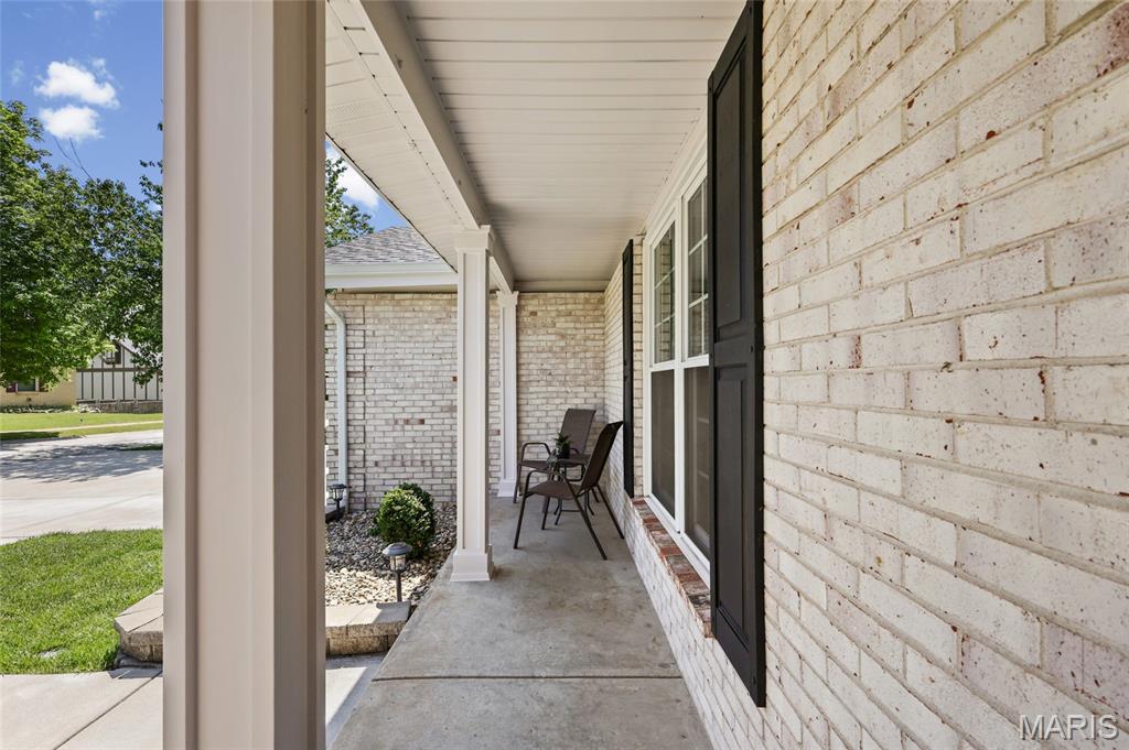 2854 Queen Bee Lane