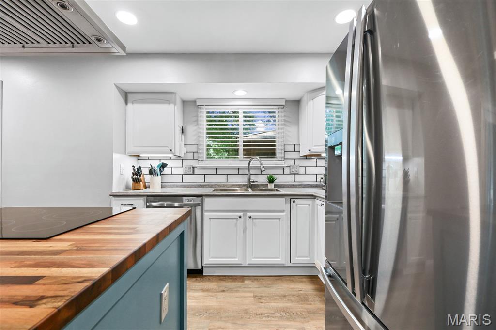2854 Queen Bee Lane