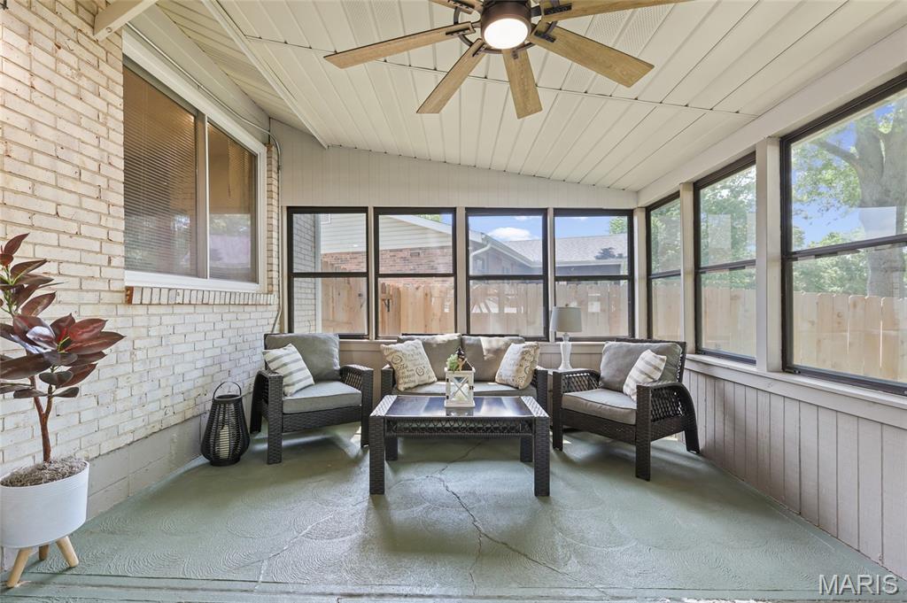 2854 Queen Bee Lane
