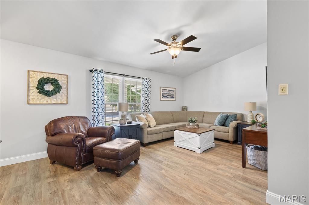 2854 Queen Bee Lane