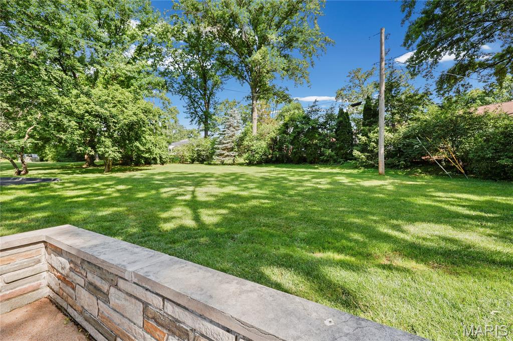 18 Country Aire Drive