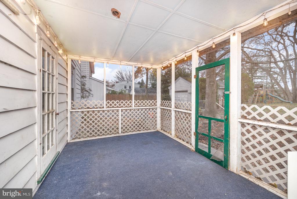 257 WALTON STREET