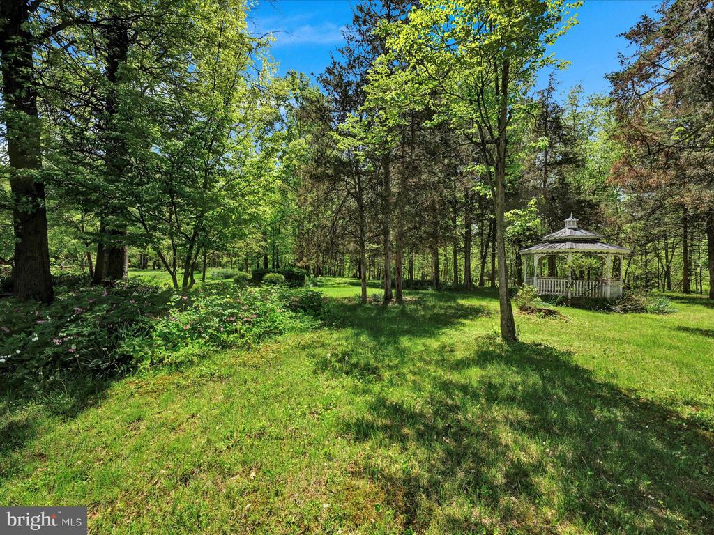 434 S HERTZLER ROAD