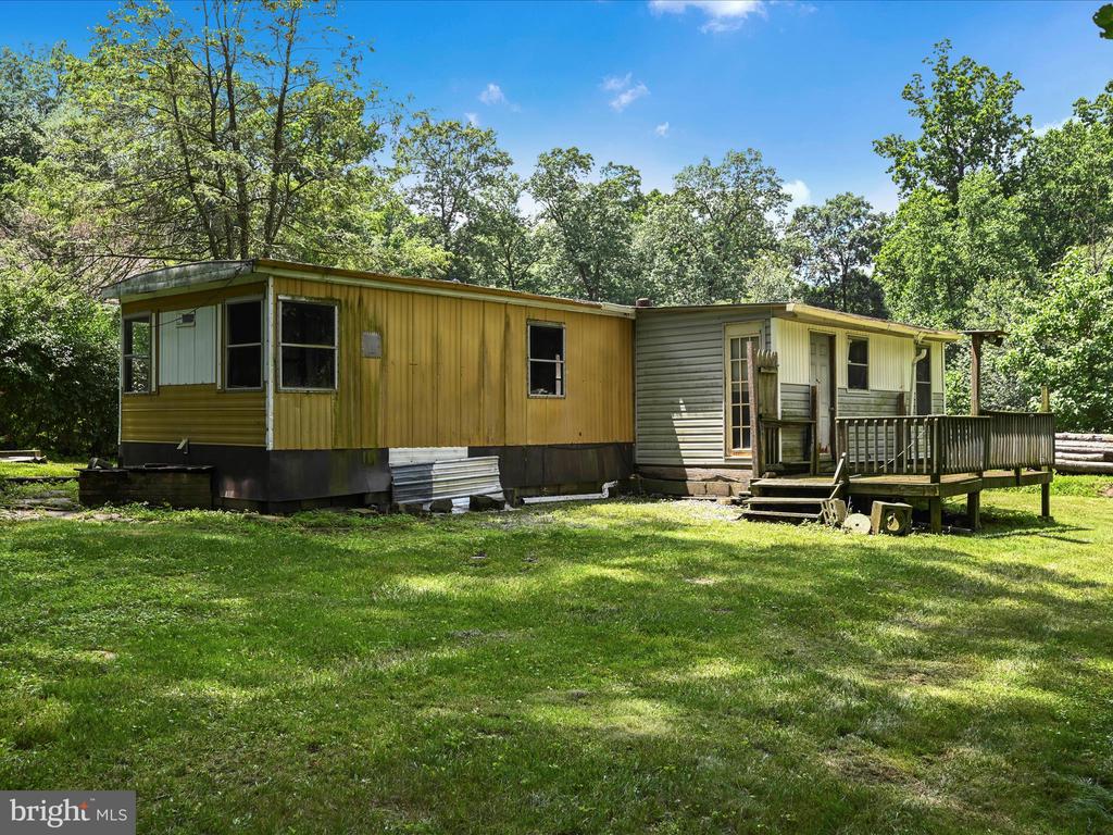 5496 RIDGE ROAD