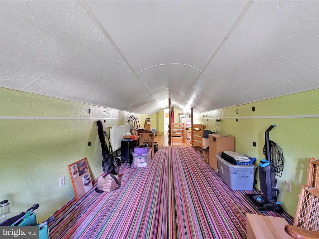 5496 RIDGE ROAD