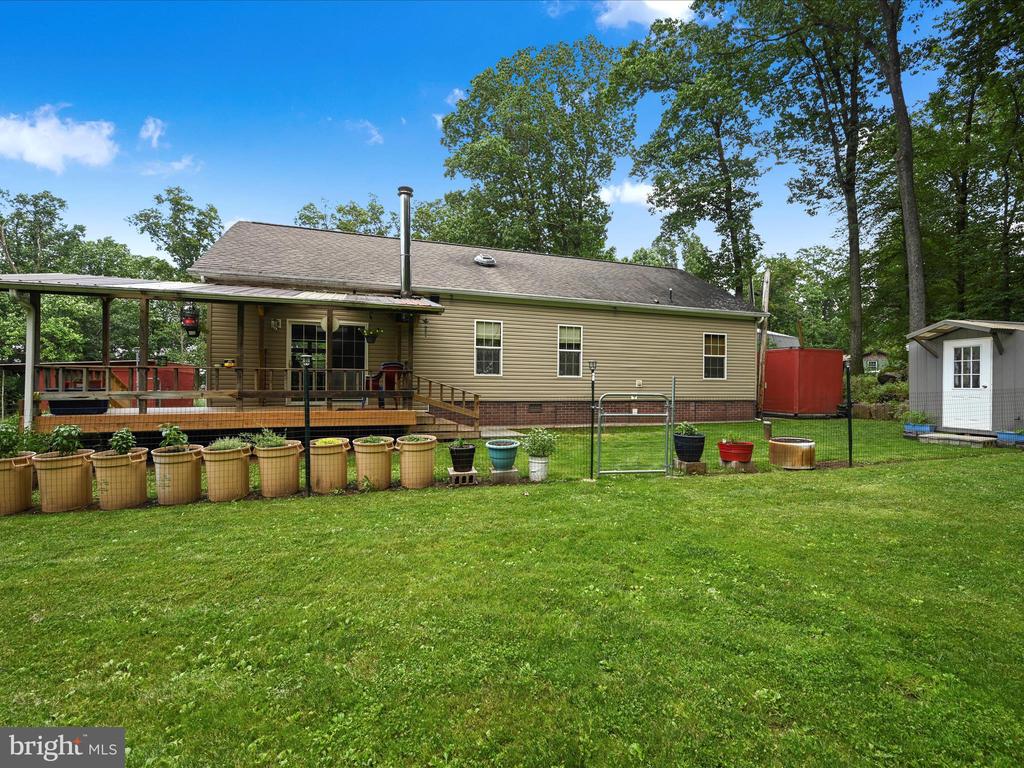 5496 RIDGE ROAD