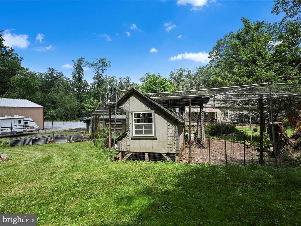 5496 RIDGE ROAD