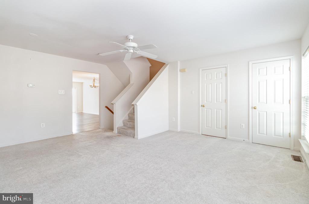 7548 STEPHEN DRIVE