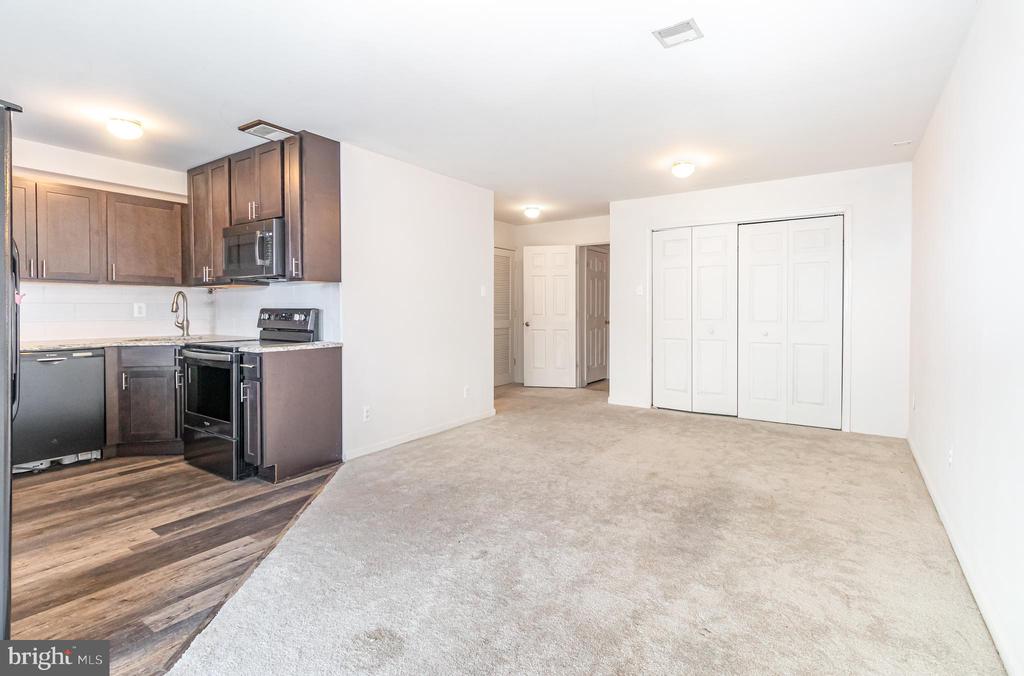 7548 STEPHEN DRIVE